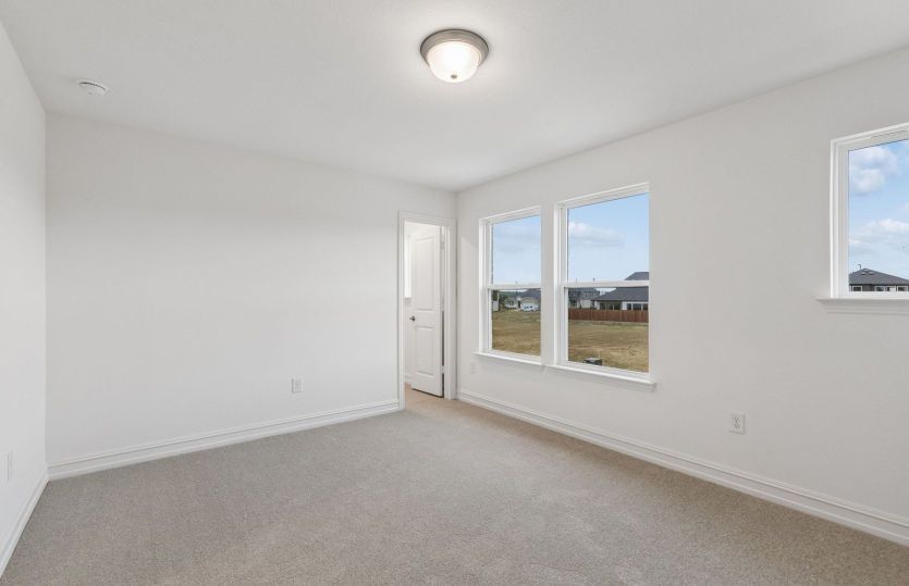 Secondary bedroom