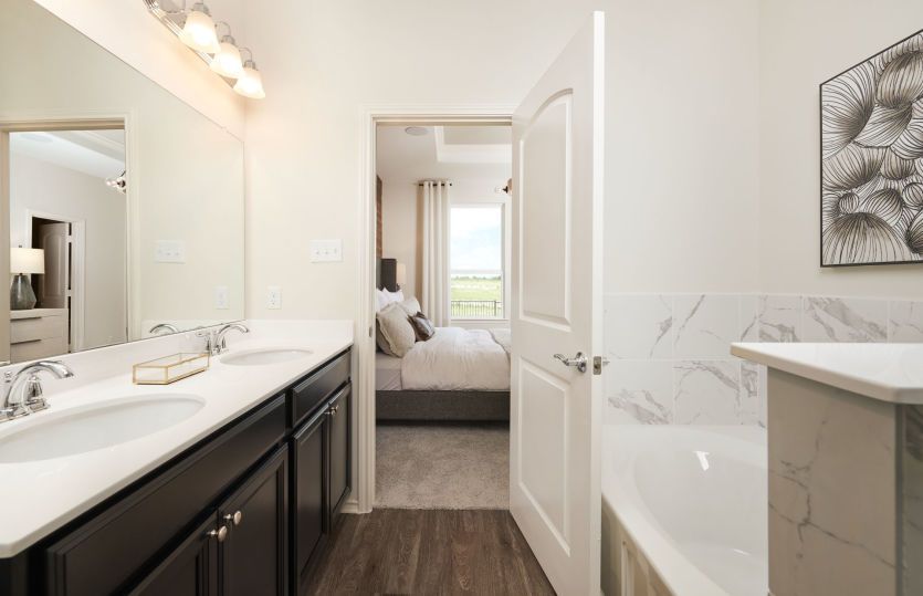 Hewitt Model Home- Primary Bathroom