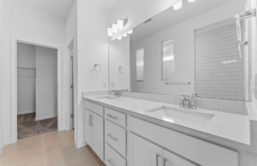 Owner's Bath w/Dual Sinks
