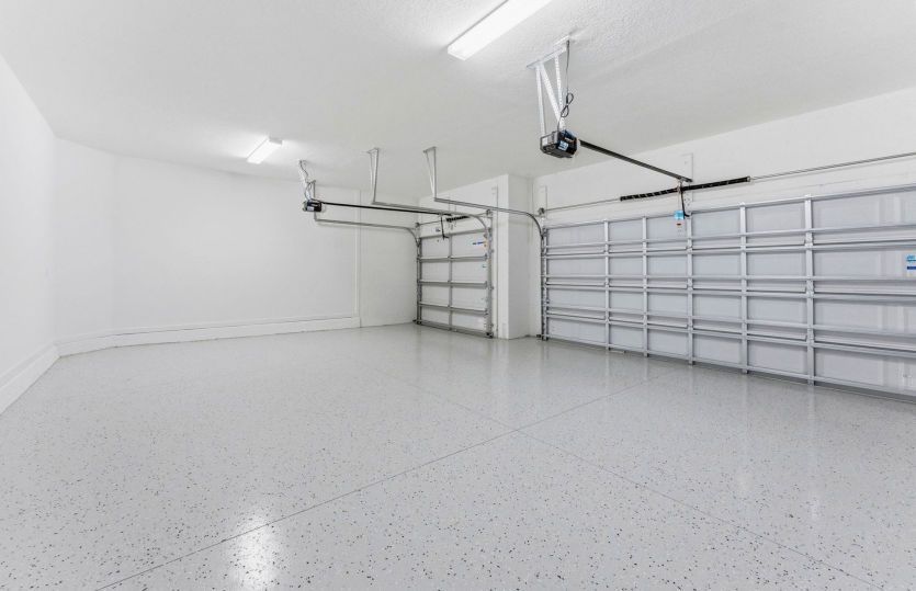 3-Car Garage w/Epoxy Flooring