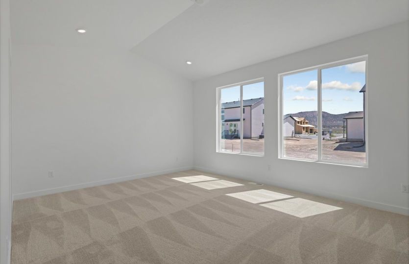 Spacious Owners Suite on Main Floor
