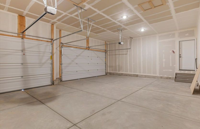 3-Car Garage