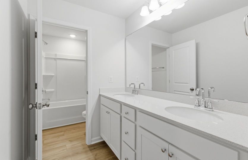 Kirby #26 - Shower Separate from Sinks in Secondary Bath Upstairs - Smart Design