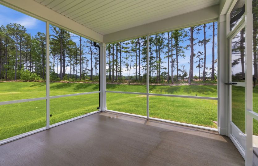 Mitchell - #008 - Screened Porch for Outdoor Living