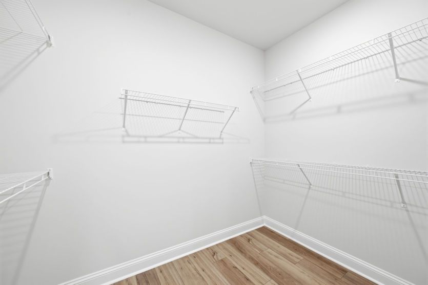 Owner's Suite Walk-in Closet