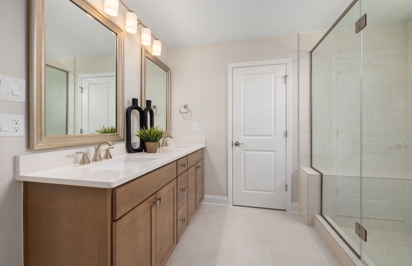 Grand Owner's Bath to Unwind - Glass Walk-In Shower - Model Representation