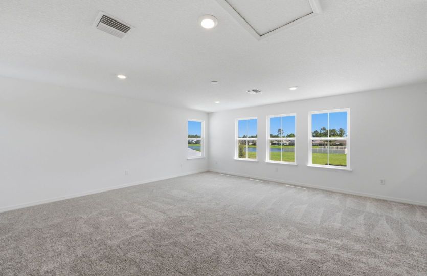 Coral Grand | Upstairs Loft