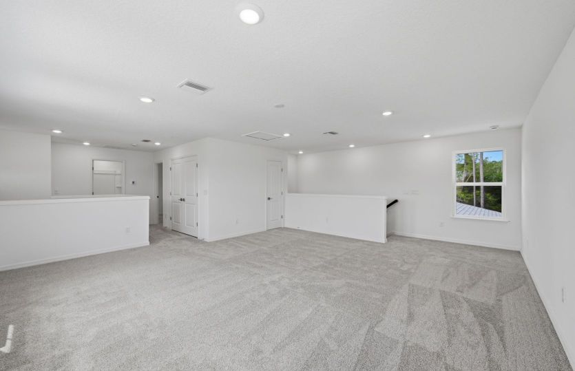 Coral Grand | Upstairs Loft