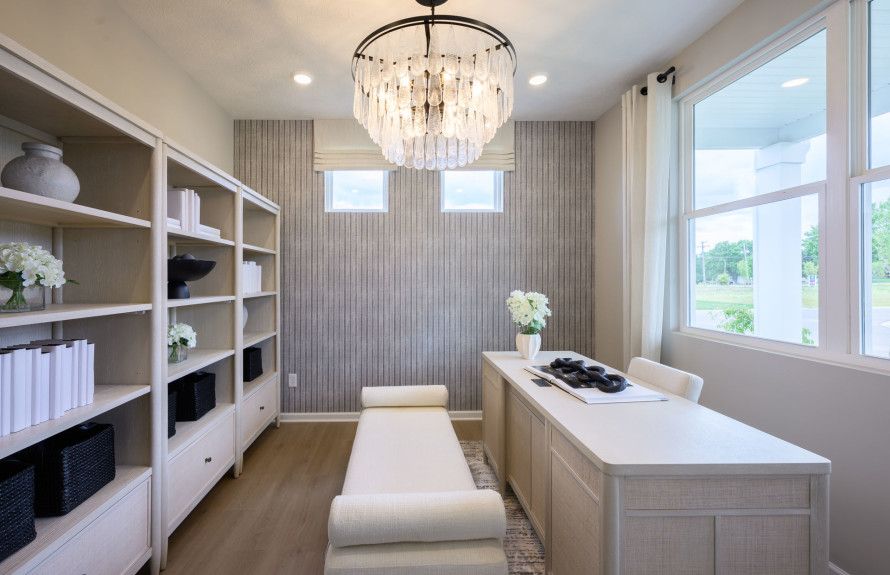 Cozy Flex Room or Home Office