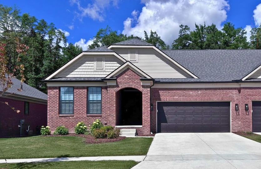 Abbeyville - The Village at Beacon Pointe: Shelby Township, Michigan - Pulte Homes