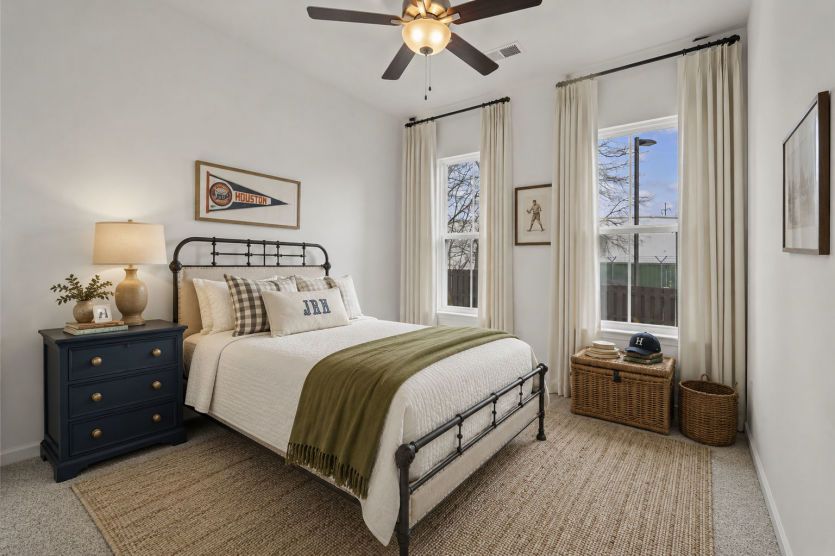 Bedroom (virtually staged)
