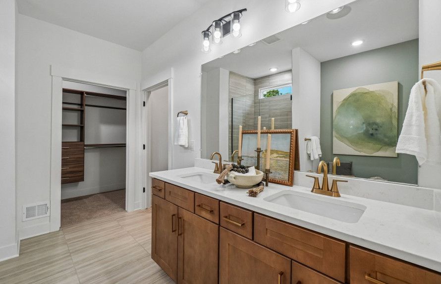 Owner's Suite Bathroom
