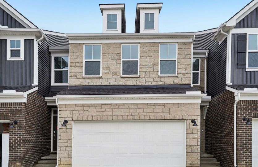 Ashton - Townes at Lakeview: Milford, Michigan - Pulte Homes