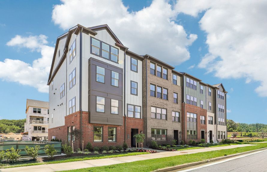 Watkins Mill Station por Pulte Homes en Washington Maryland