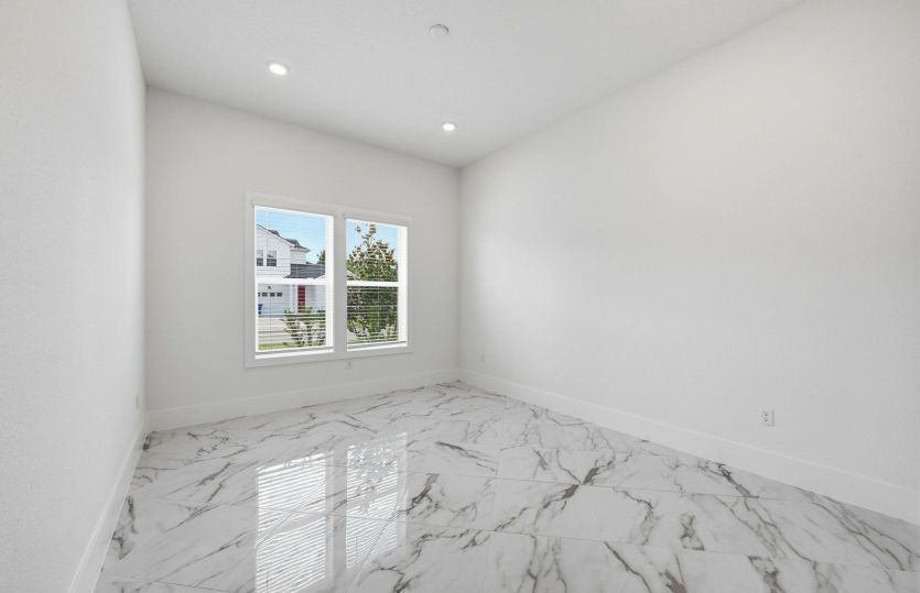 Regalia Grand | Secondary Bedroom