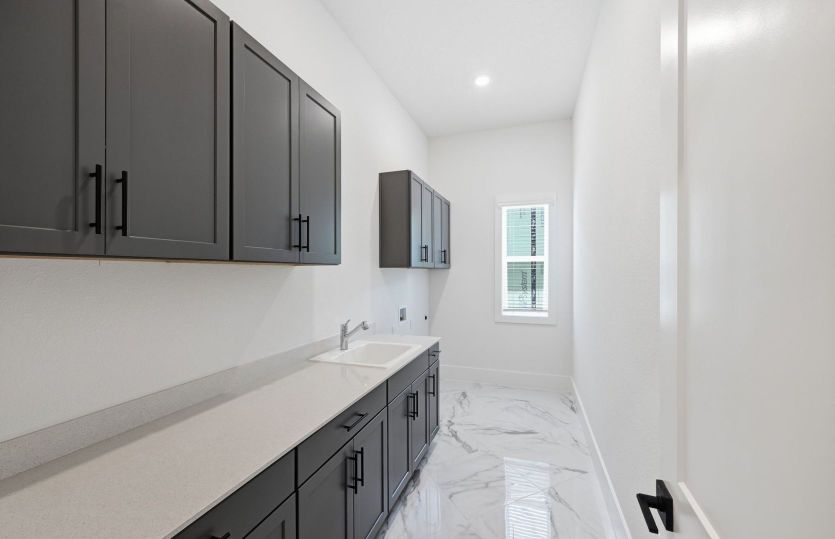 Regalia Grand | Laundry Room