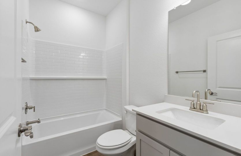 Spacious secondary bath