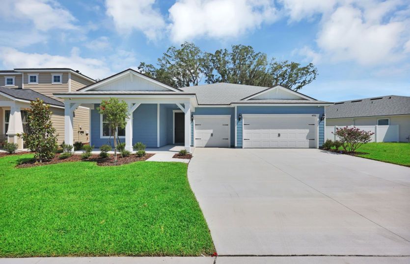 Easley Grand | Exterior