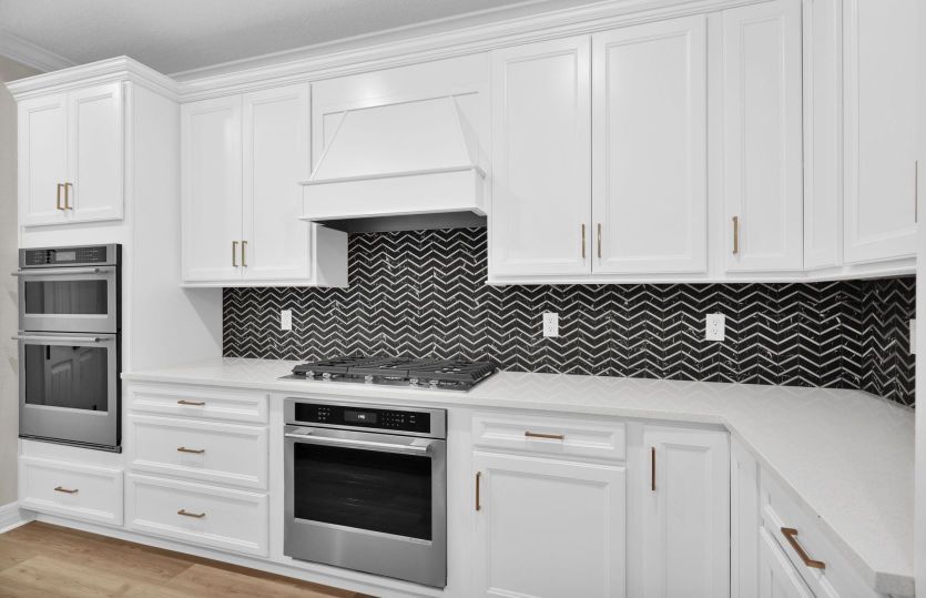 Easley Grand | Kitchen