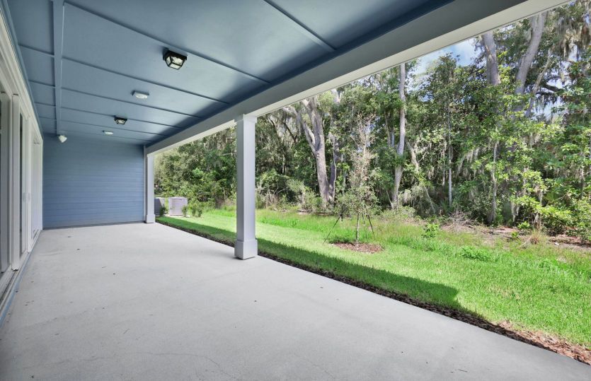 Easley Grand | Covered Lanai