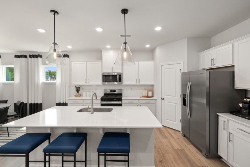 Bright and Airy Kitchen with Large Island - Model Representation