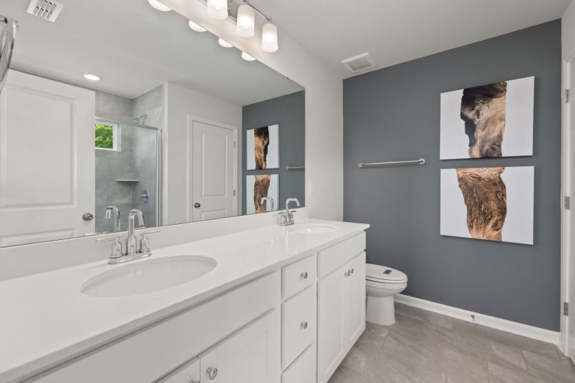 Owner's Bath with Dual Vanities - Model Representation