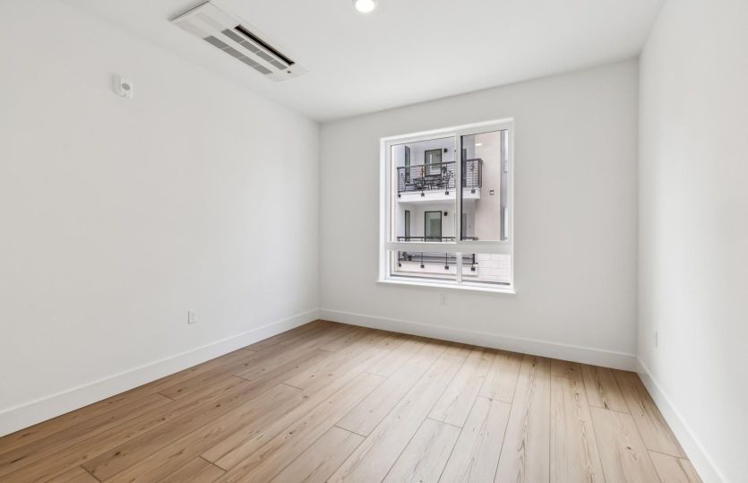 Secondary bedroom