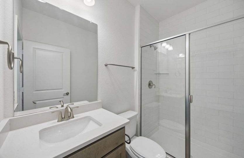Secondary bath on first level