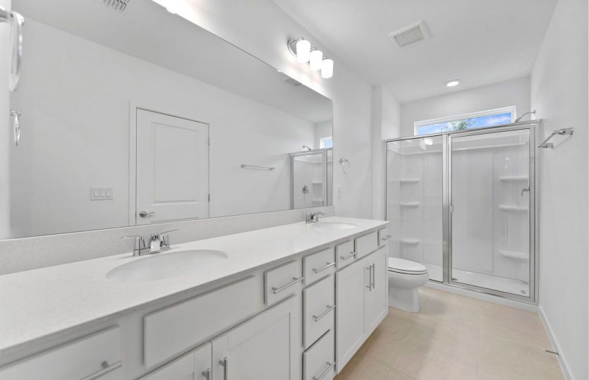 Owner's Bath w/Dual Sinks