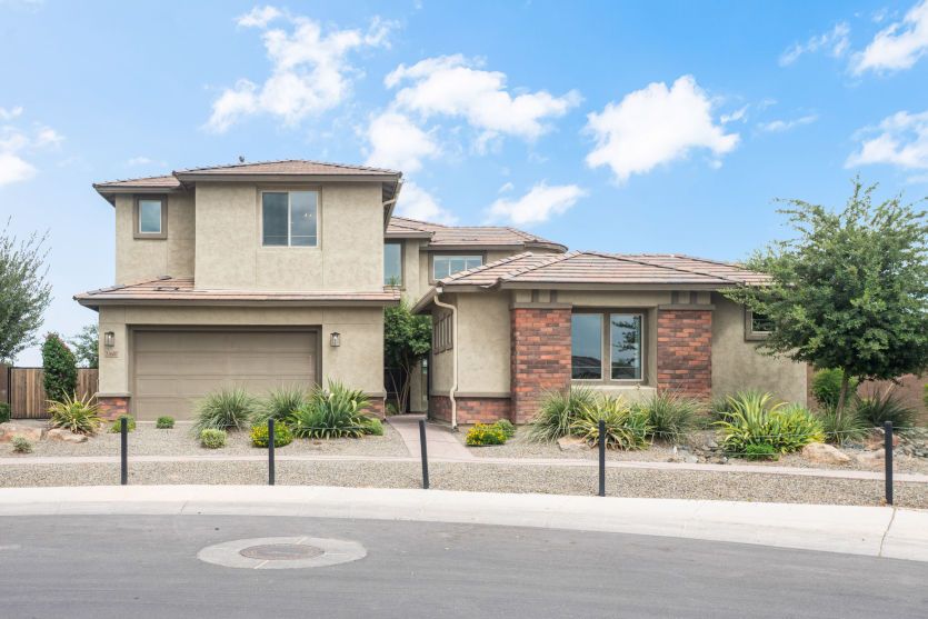 Quinlan, Former Model, Now for Sale