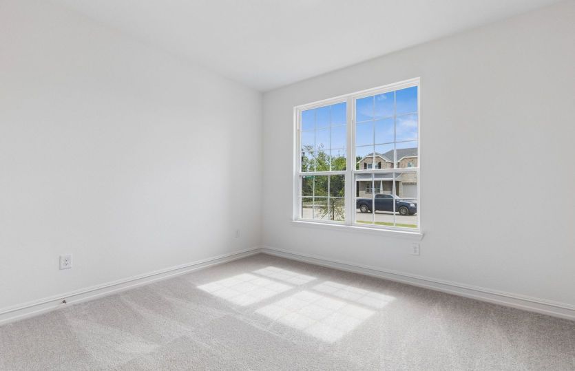 Secondary bedroom off home entry