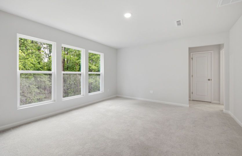 Hemingway #4 - Owner's Suite is filled with Light