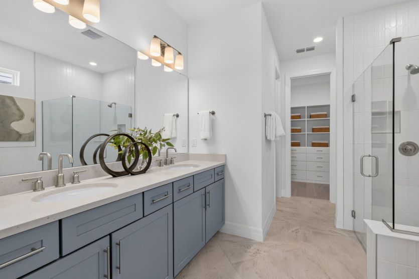 Owners Bathroom