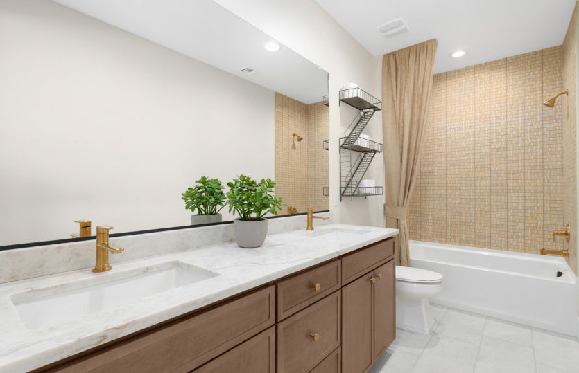 Upper Canyon - Luxury Homes in Ahwatukee