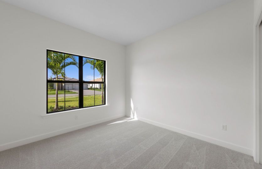 Secondary bedroom
