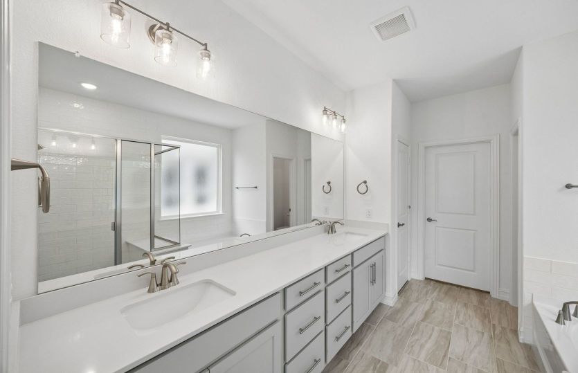 Owners private bath