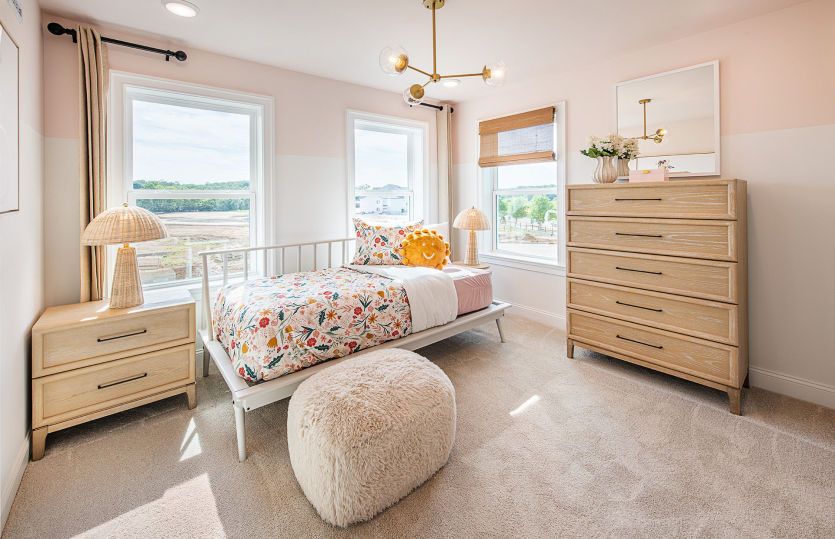 Guest bedroom