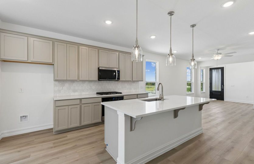 Eat-in bartop island in kitchen