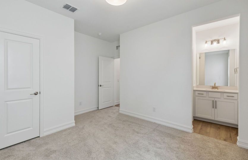 Secondary bedroom