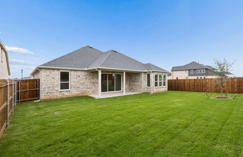 Oversized fenced-in backyard