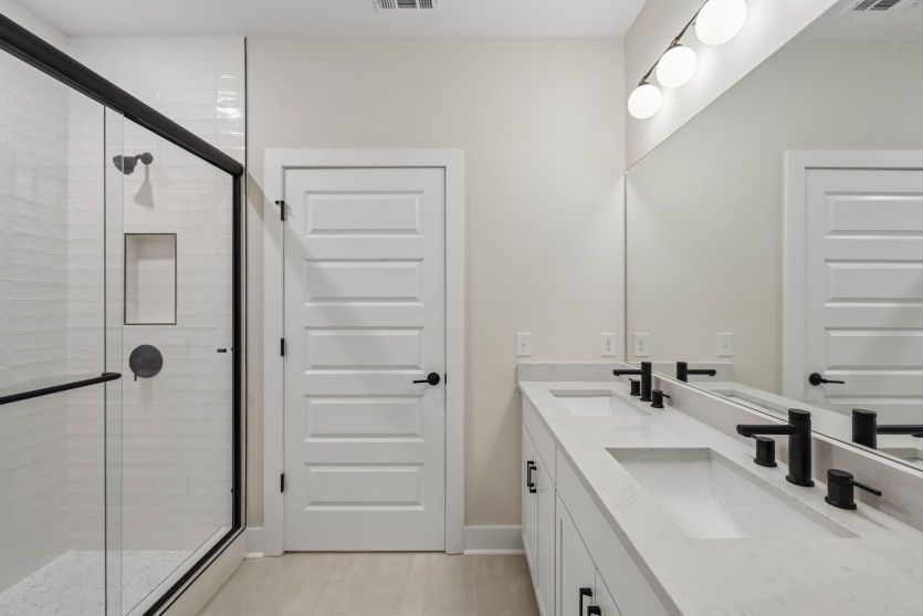 Owner's bathroom
