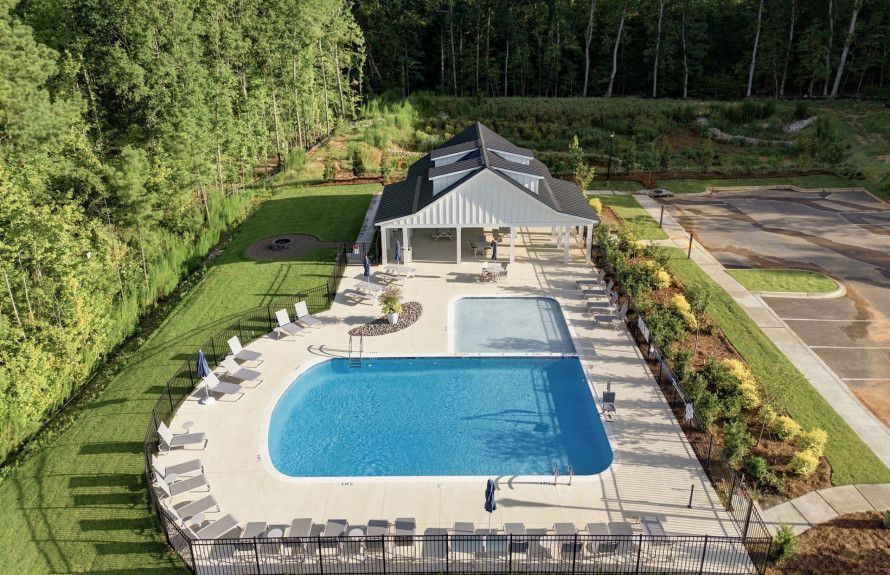 New Pool and Firepit