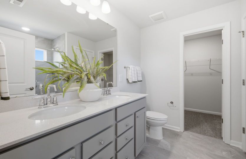 Harris #242 - Luxury Owner's Bath to Start & End Each Day