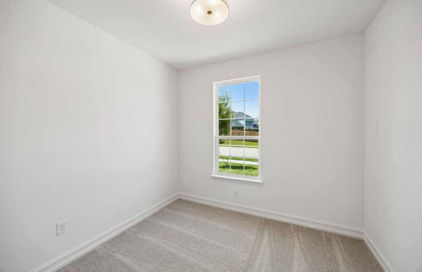 Secondary bedroom