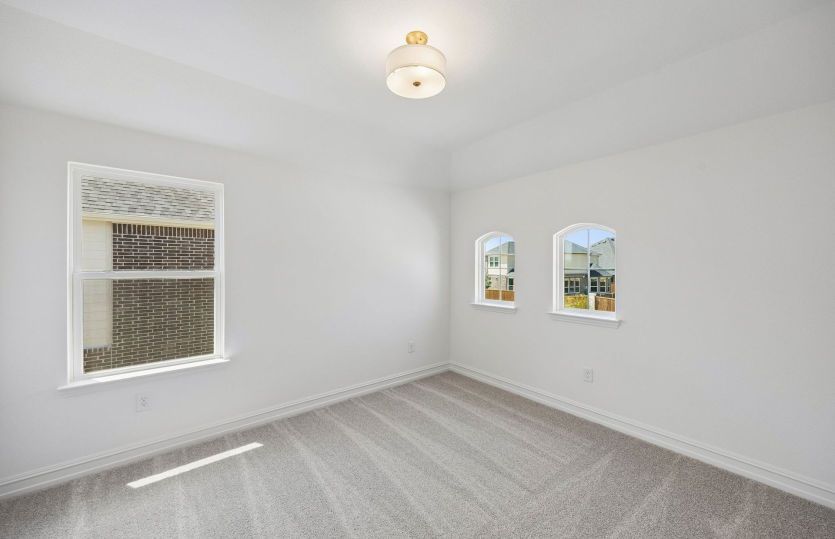 Secondary bedroom
