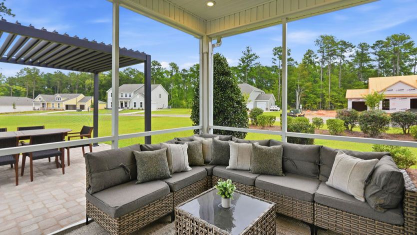 Braddock Screened Patio