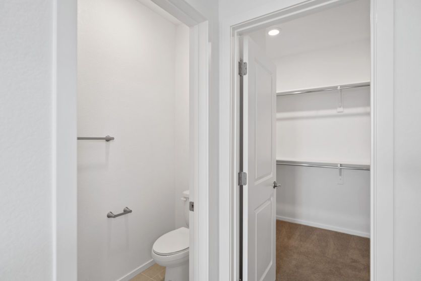 Owner's En Suite Bath and Walk-In Closet