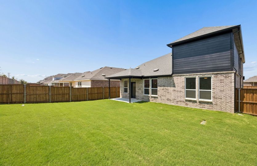 Oversized fenced-in backyard