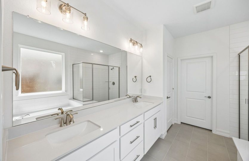 Double vanity in primary bath