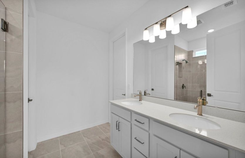 Highgate | Owner's Bathroom